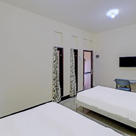 Oyo 91864 Holistic Stay Jimbaran Jimbaran (Bali) Exterior photo