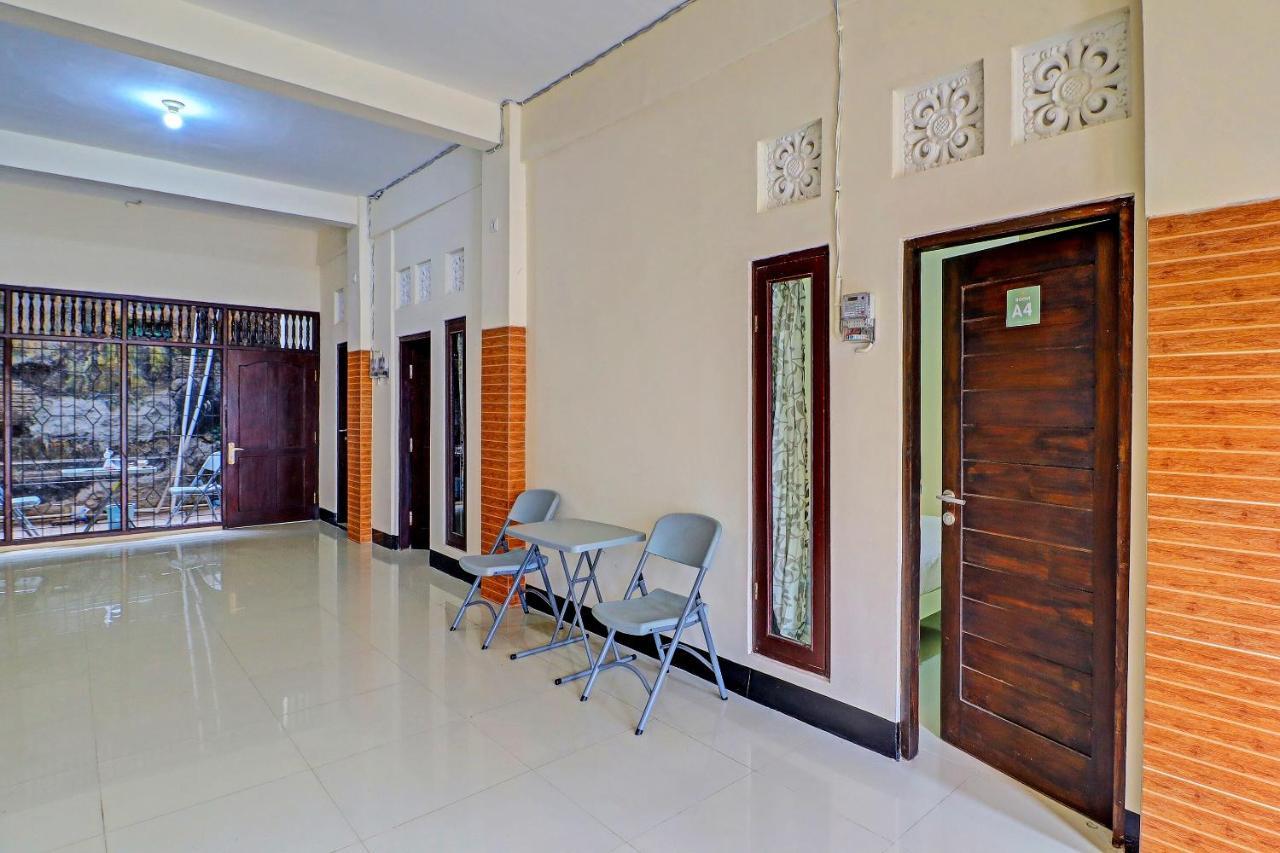 Oyo 91864 Holistic Stay Jimbaran Jimbaran (Bali) Exterior photo