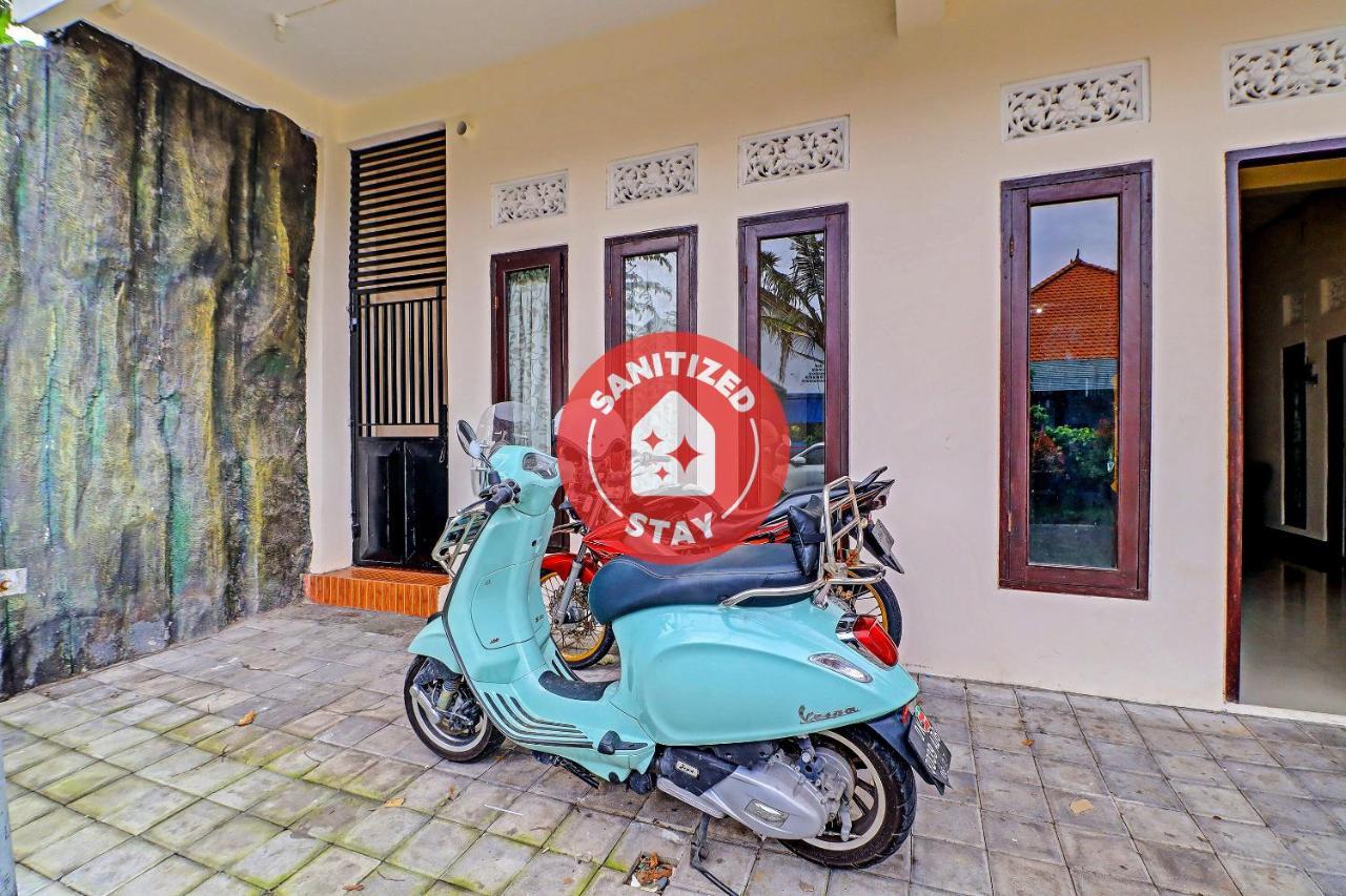Oyo 91864 Holistic Stay Jimbaran Jimbaran (Bali) Exterior photo