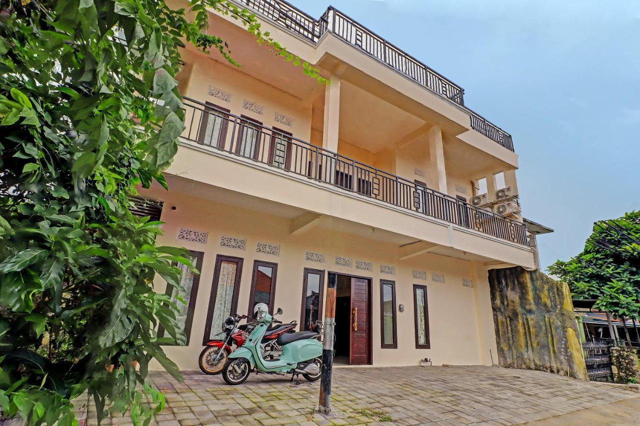 Oyo 91864 Holistic Stay Jimbaran Jimbaran (Bali) Exterior photo
