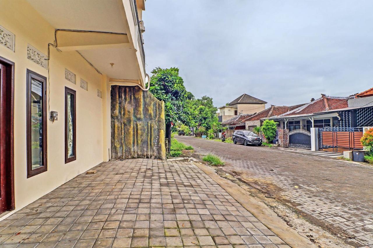 Oyo 91864 Holistic Stay Jimbaran Jimbaran (Bali) Exterior photo