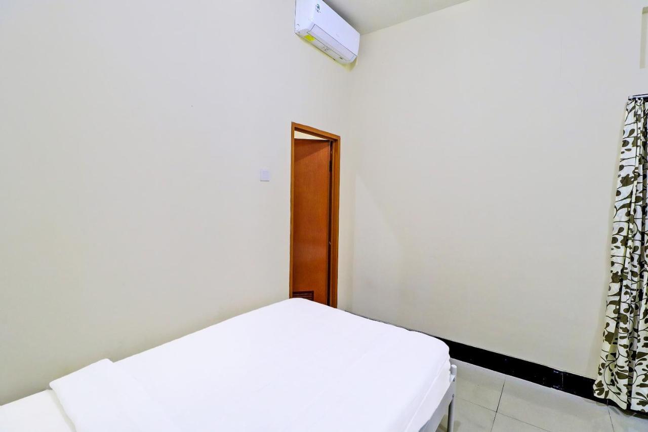 Oyo 91864 Holistic Stay Jimbaran Jimbaran (Bali) Exterior photo